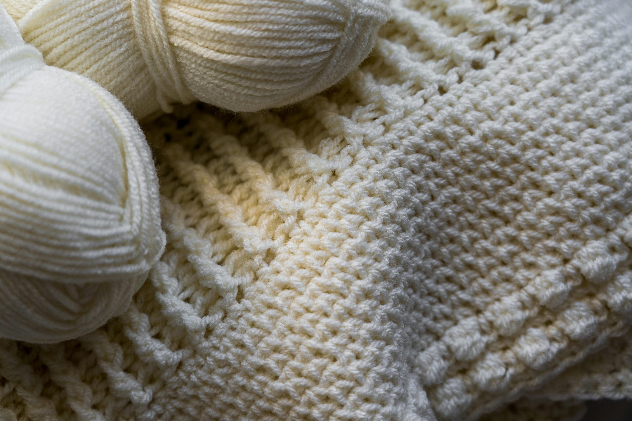 Soft Wool Scarves for Winter Comfort Wear
